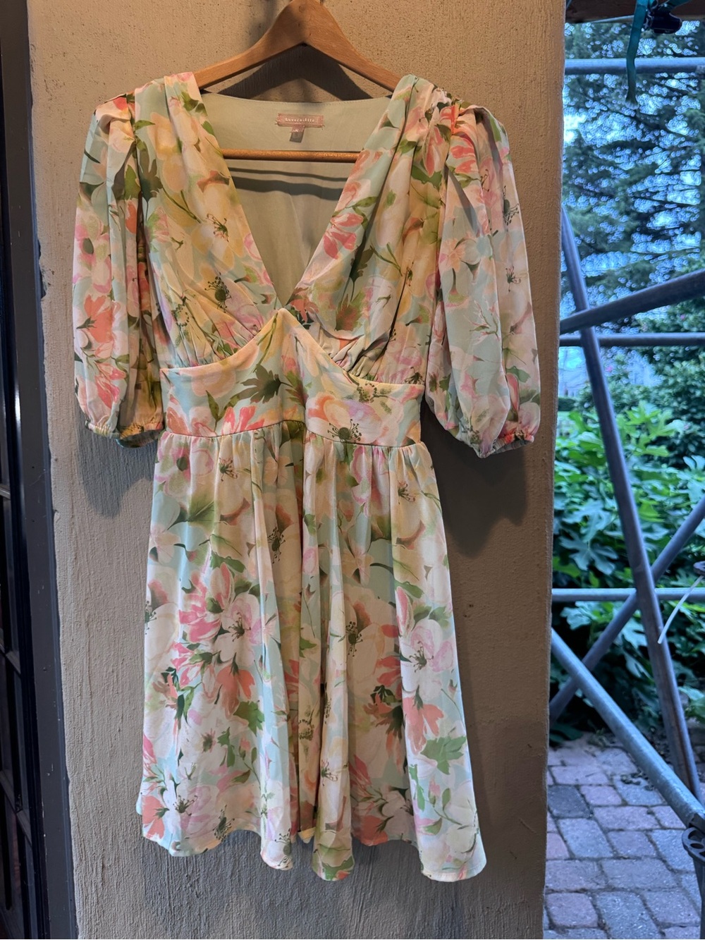 Lovecollete Puff Sleeve Floral Mini Dress